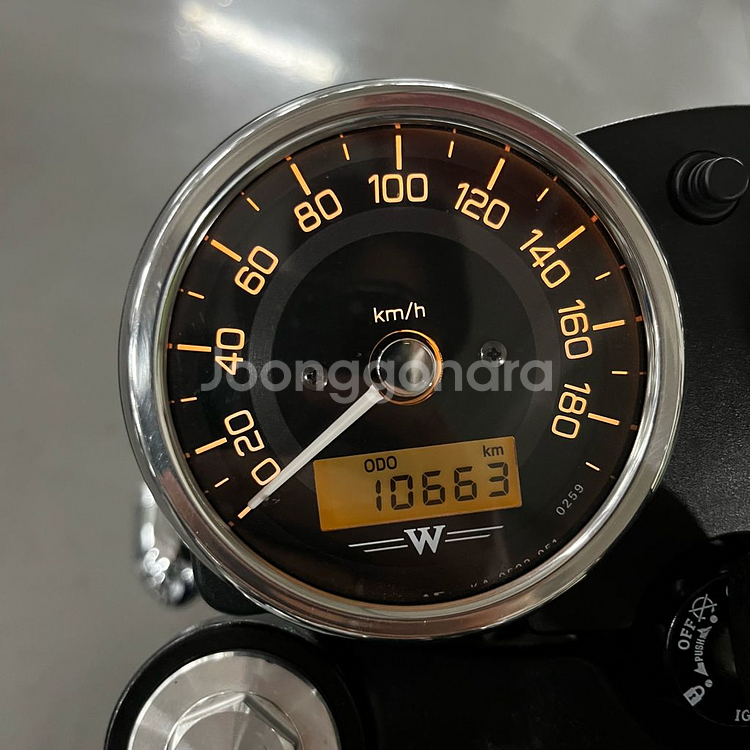 서울 W800 21년식 10,6@@ 튜닝다수--8