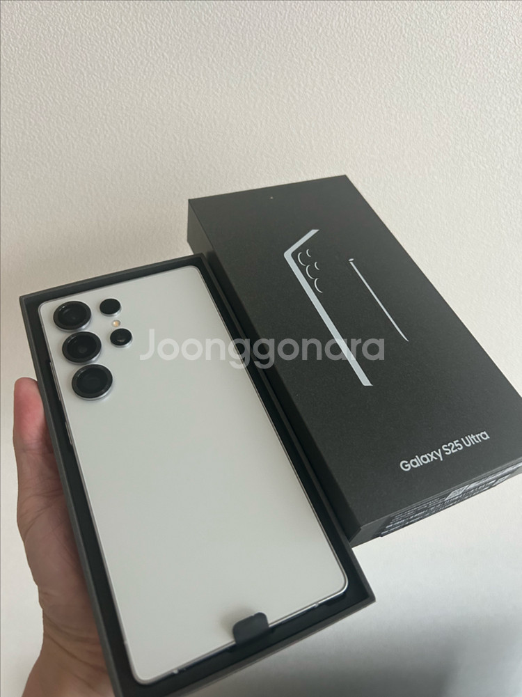 갤럭시S25울트라 256G 새제품(자급제)--0