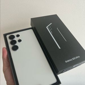 갤럭시S25울트라 256G 새제품(자급제)