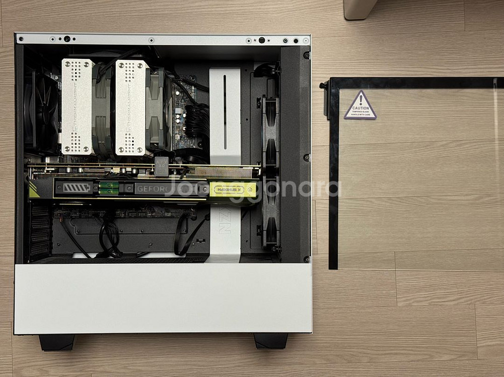 중고PC 4090 12600k 램32gb SSD512g--0
