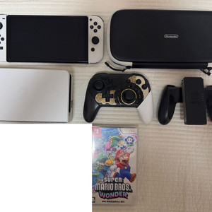 닌텐도 스위치 OLED+프로콘+마리오 윈더 팝니다