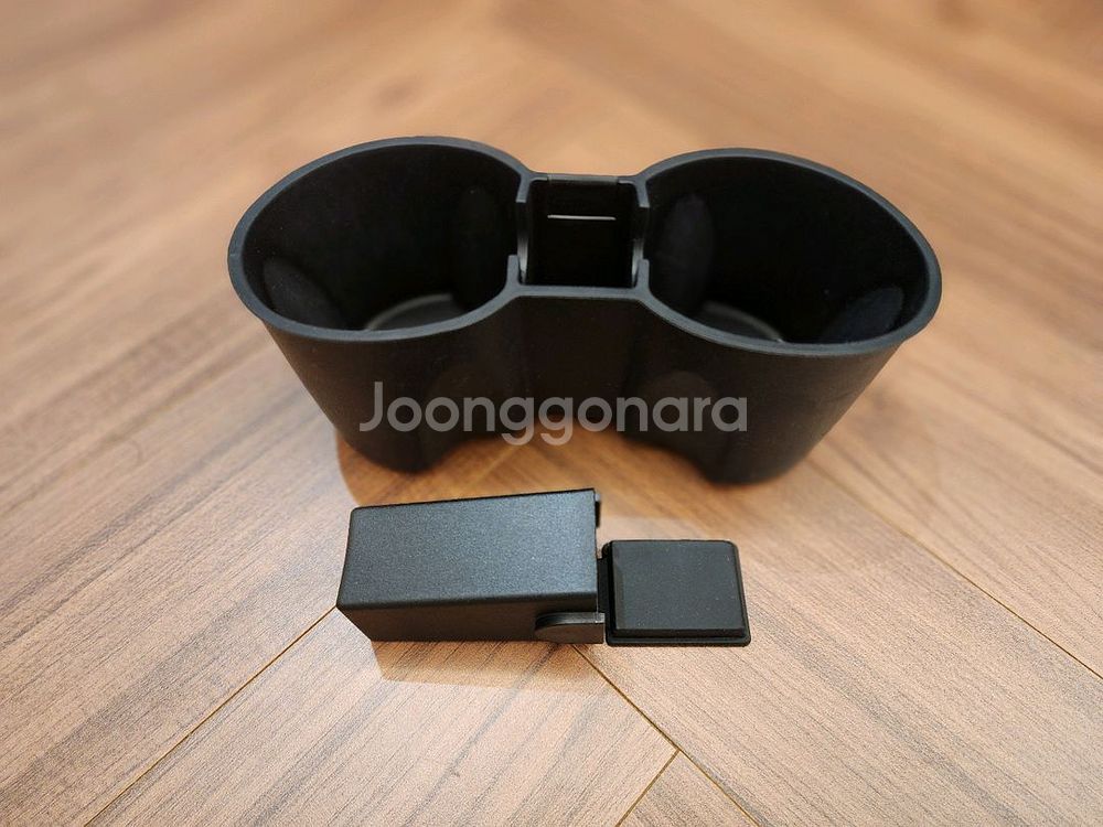 테슬라 모델Y, 모델3, 모델S 각종 용품 판매해요--2