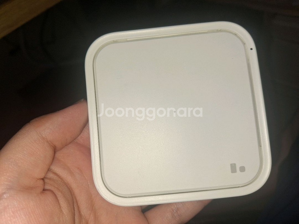 삼성 EP-P240 무선 충전기--0