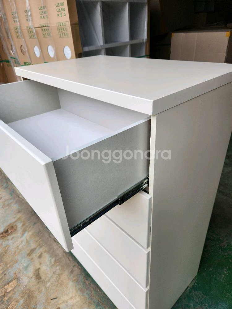 새상품 리퍼서랍장 싸게 판매합니다--5