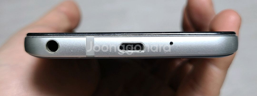 LG Q6(X600) 블루 32GB 싸게 팝니다.--3