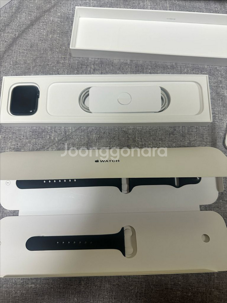 애플워치SE1 44mm 블랙--1