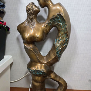 연인 동브론즈