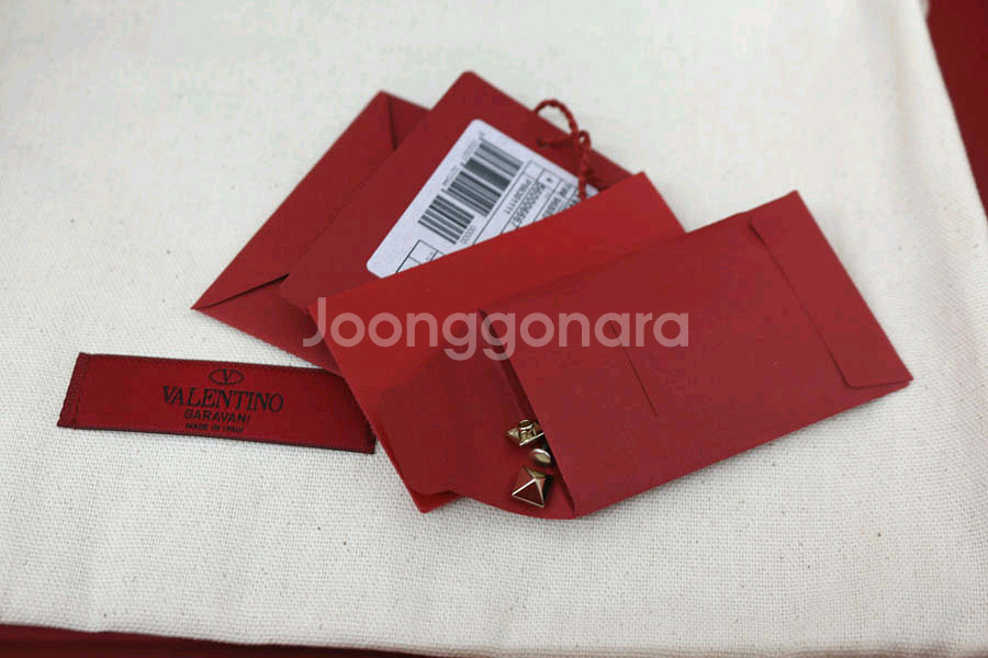 정품) 발렌티노 스터드 여자클러치백--1