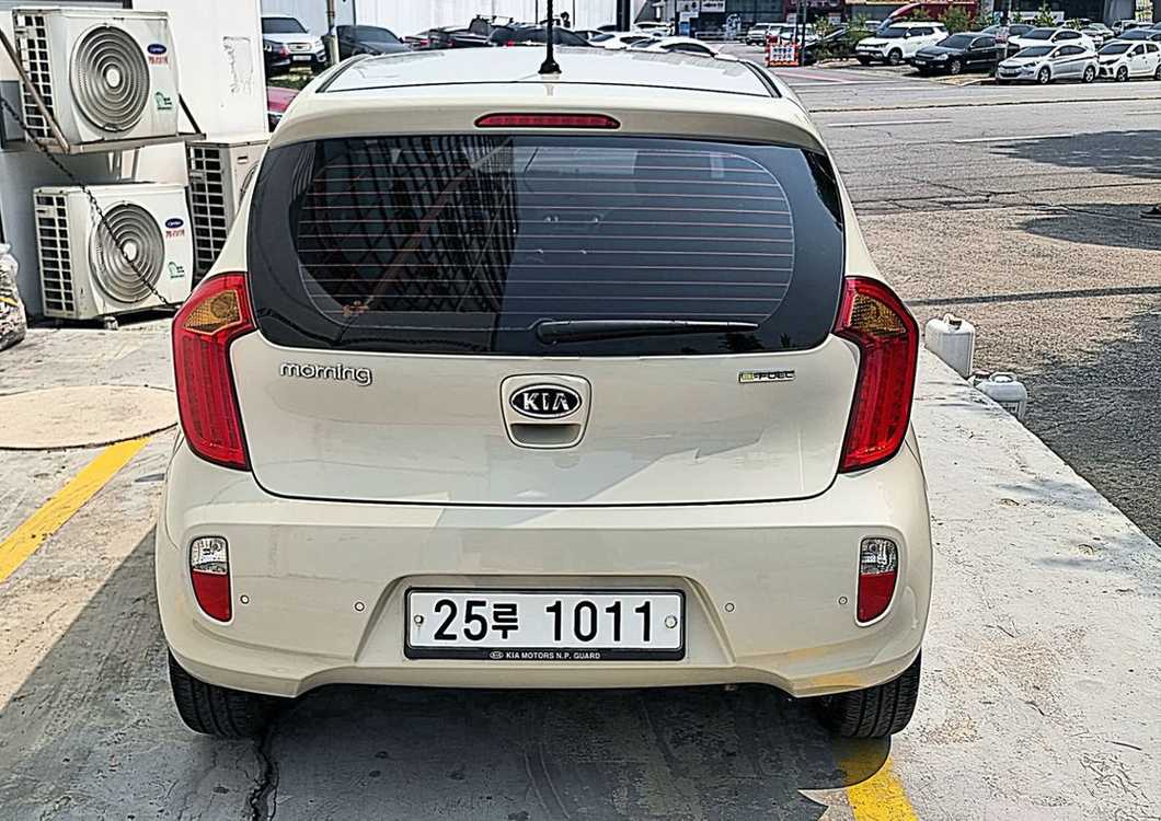 올뉴모닝 언제살까? 지금 당장 중고차 고민한다면? 연비 이미지