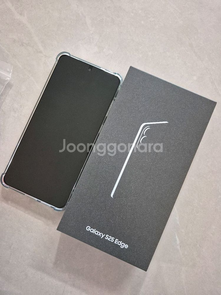 갤럭시 S25 엣지 자급제 512g 티타늄실버 팝니다.--0
