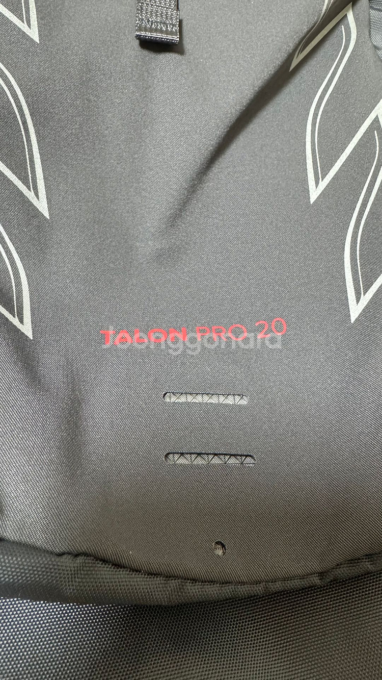 오스프리 탈론 프로 20L 미사용품 팔아요_M L/XL--6