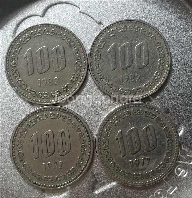 100원 동전 팝니다 1982, 1972, 1977--0