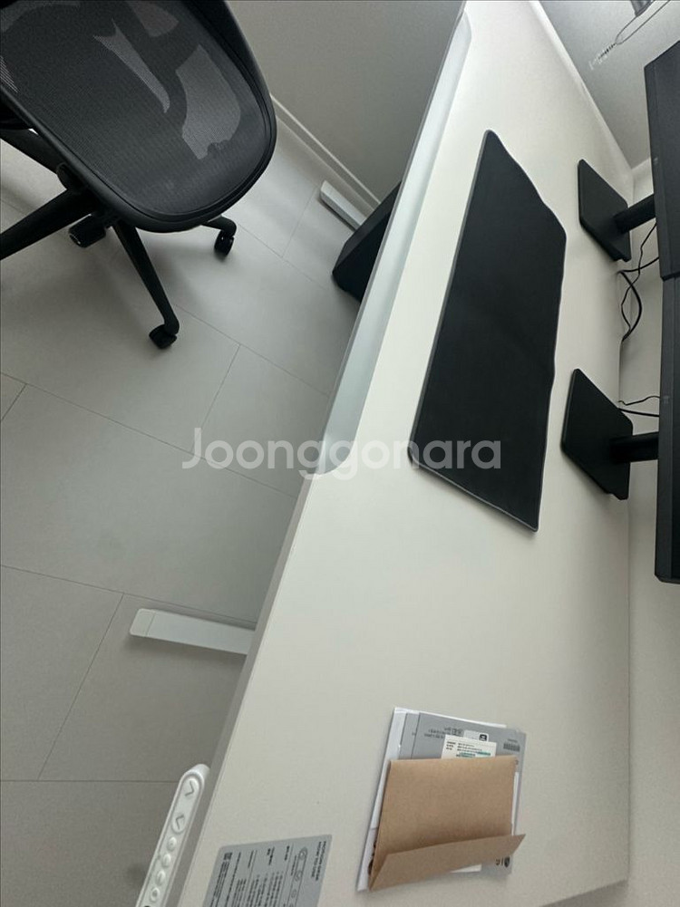 퍼시스 모션데스크 1800 사이즈--0