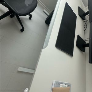 퍼시스 모션데스크 1800 사이즈