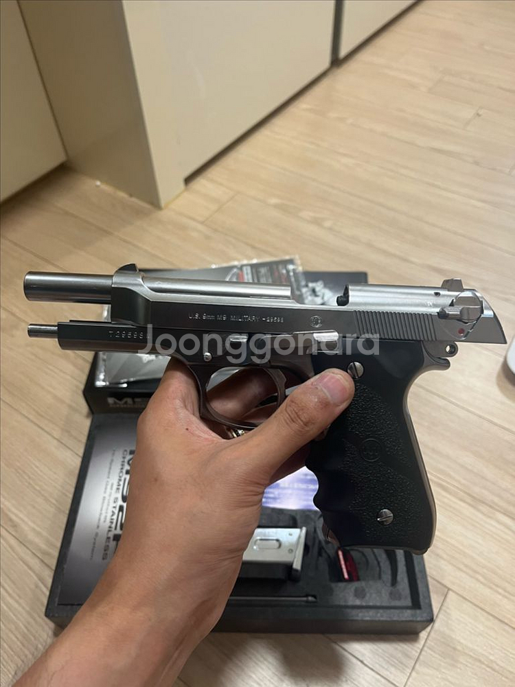 베레타 M92F 실버--3