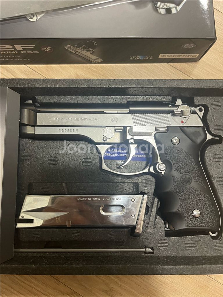 베레타 M92F 실버--2