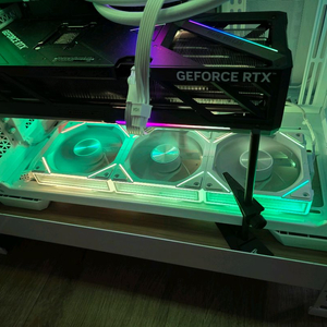 RTX 5080 불칸 사용품 판매합니다