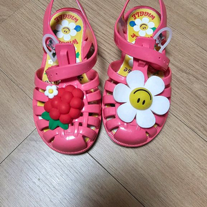 위글위글 메듀즈 핑크 절리 샌들