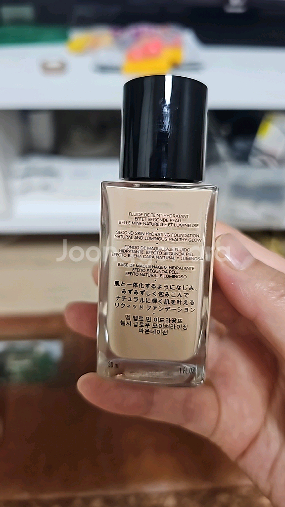 샤넬 헬시글로우모이스쳐라이징 파운데이션--0
