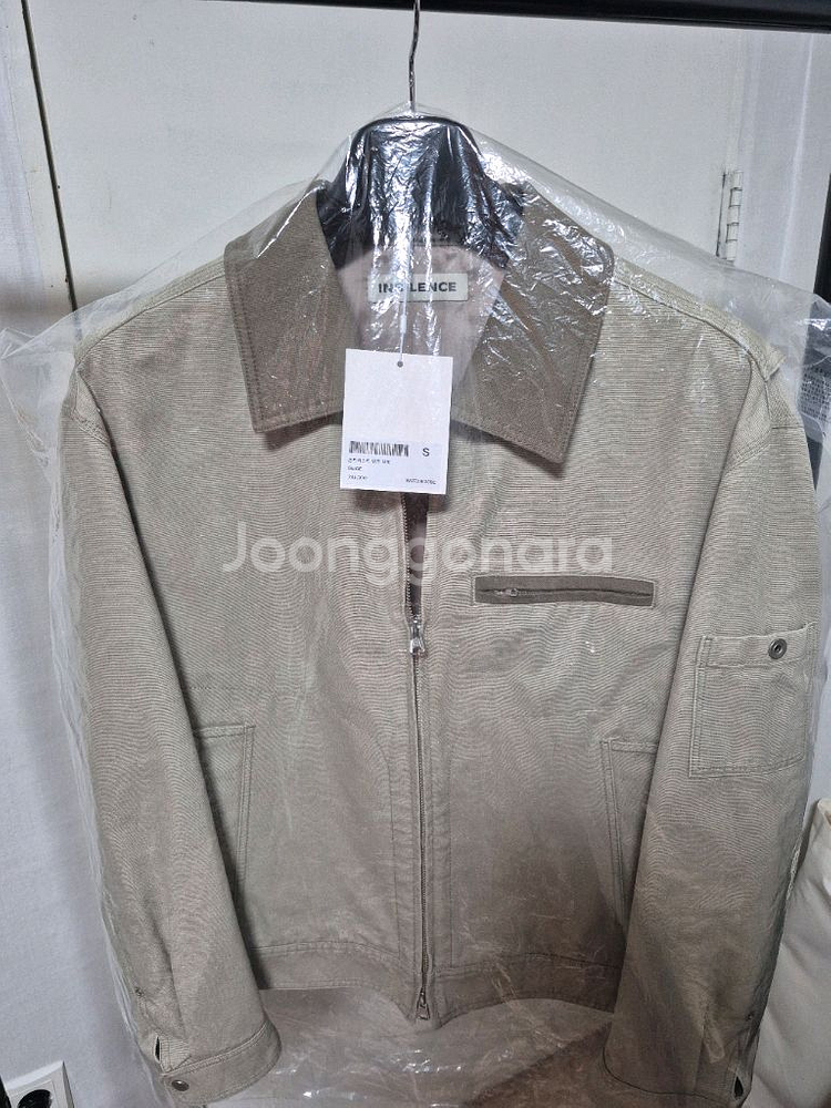 인사일런스 25SS 콘트라스트 워크 자켓 BEIGE--6