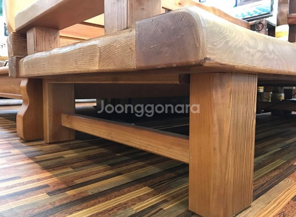 (강원도 횡성, 둔내) 무료 나눔 소나무원목 평상형소파--4