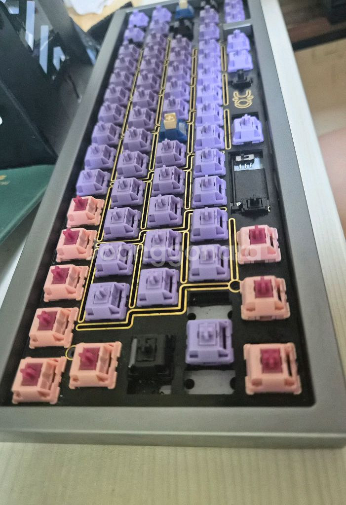 qk65 그레이+크로마--2