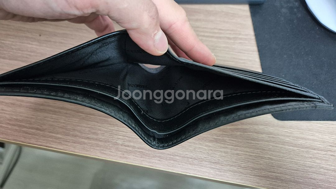[가격내림][정품] 버버리 체크 반지갑--3