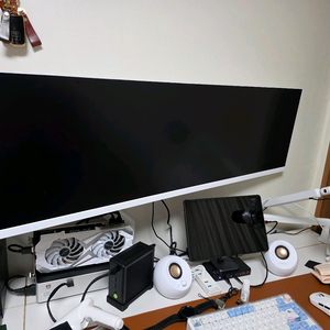 한성 43인치 울트라와이드 모니터 TFG43F12UP