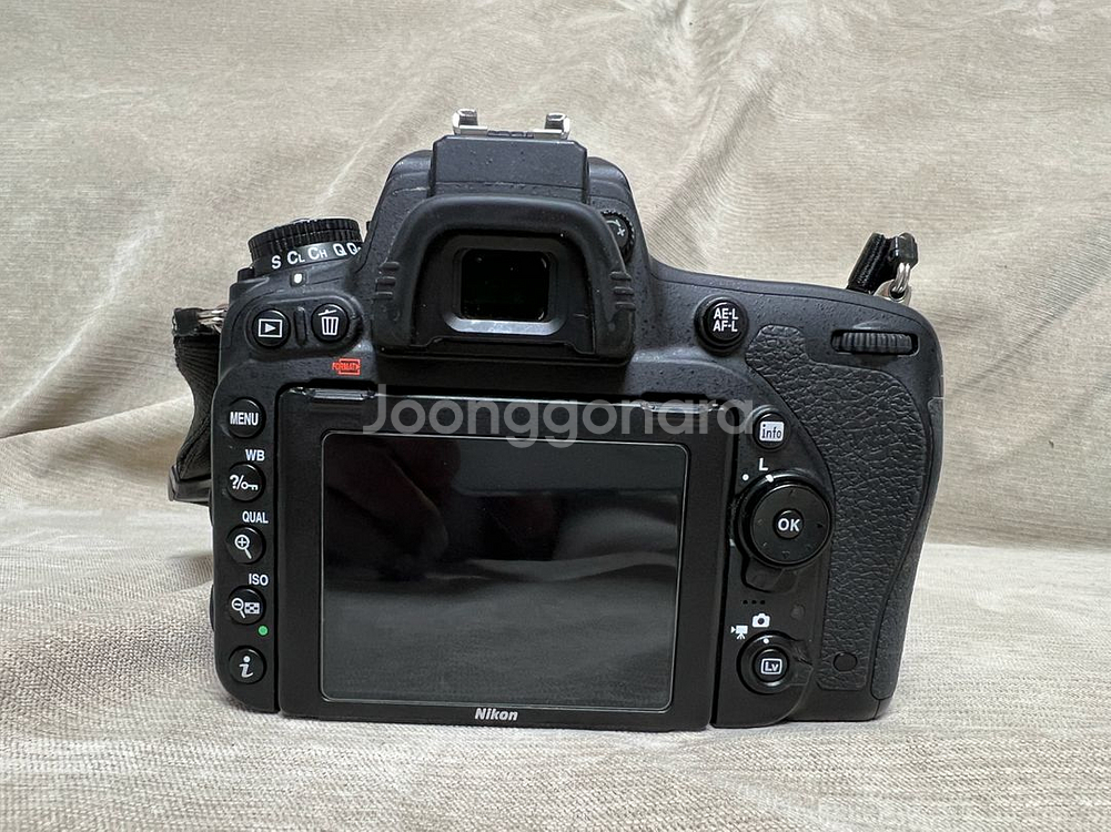 니콘 D750 + 세로그립 펀매합니다.--1