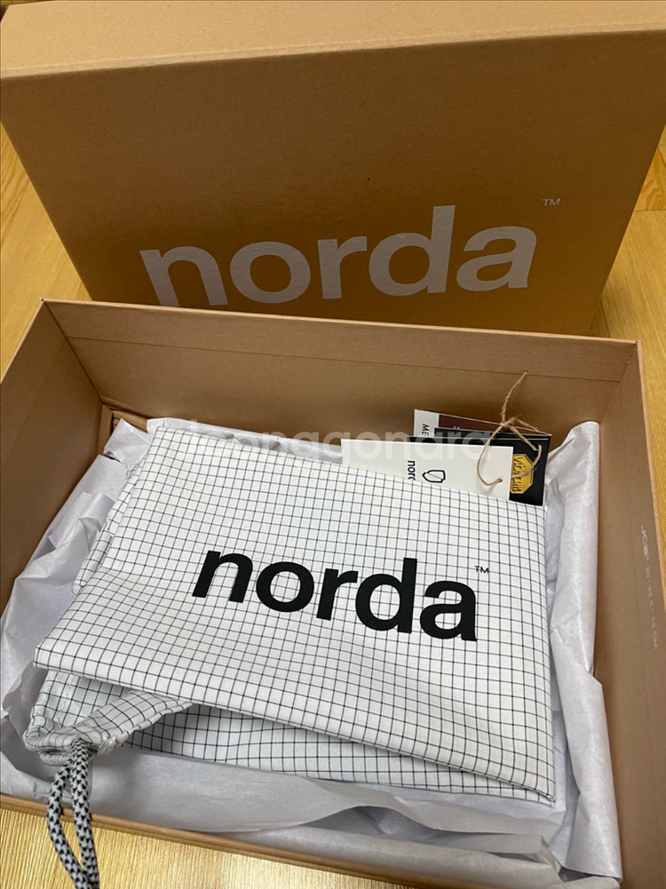 norda 노다 001 신더 275(US9.5)--8