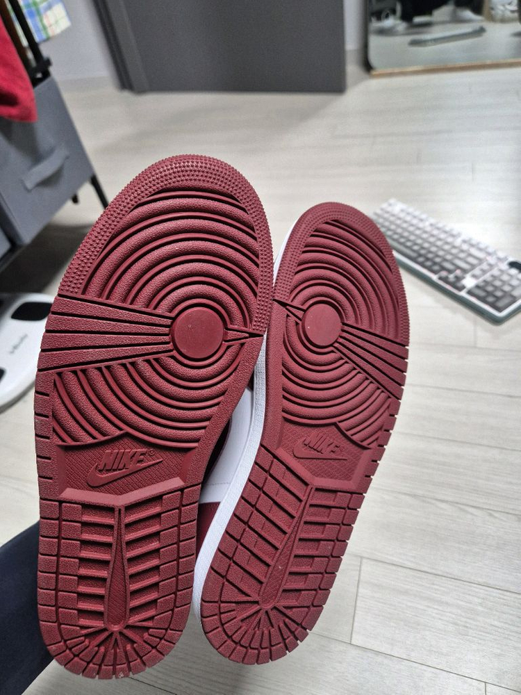 나이키 에어 조던 1 레트로 하이 OG DZ5485-1 이미지