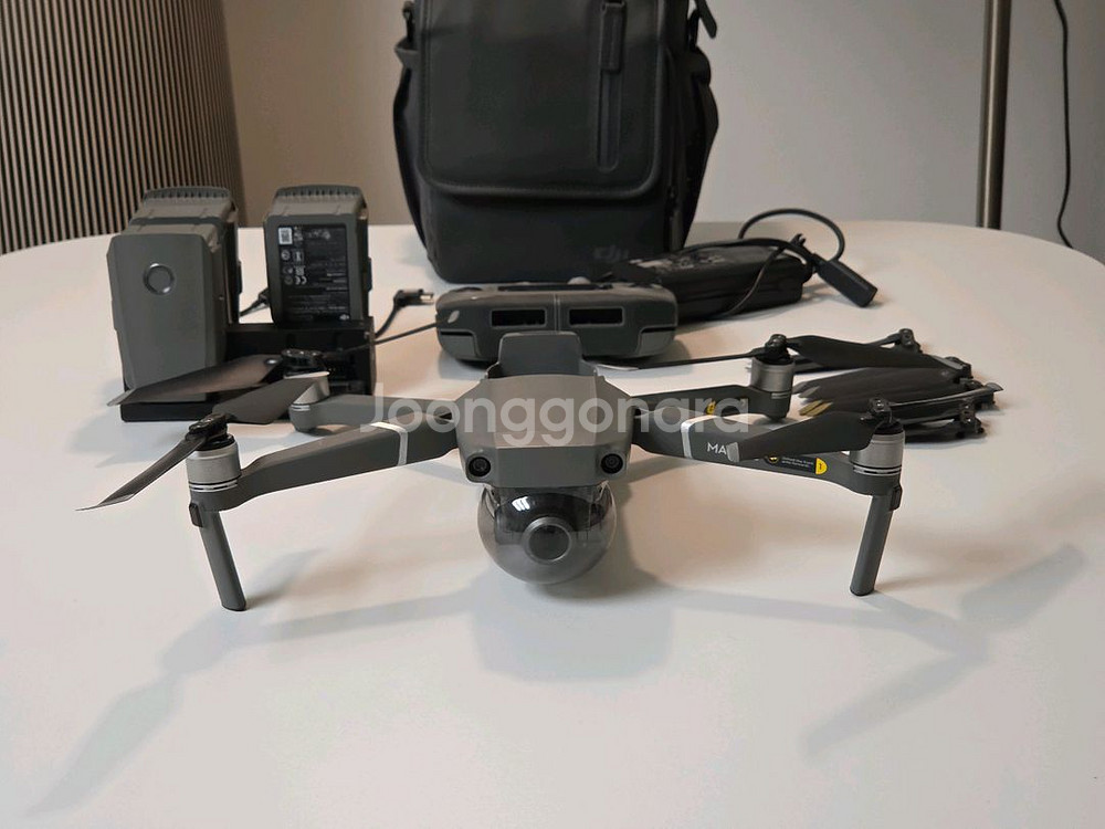 DJI 매빅2 줌 플라이모어콤보--1