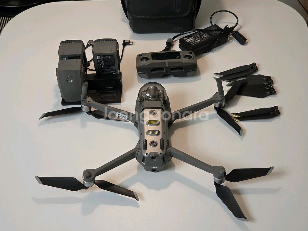 DJI 매빅2 줌 플라이모어콤보--3