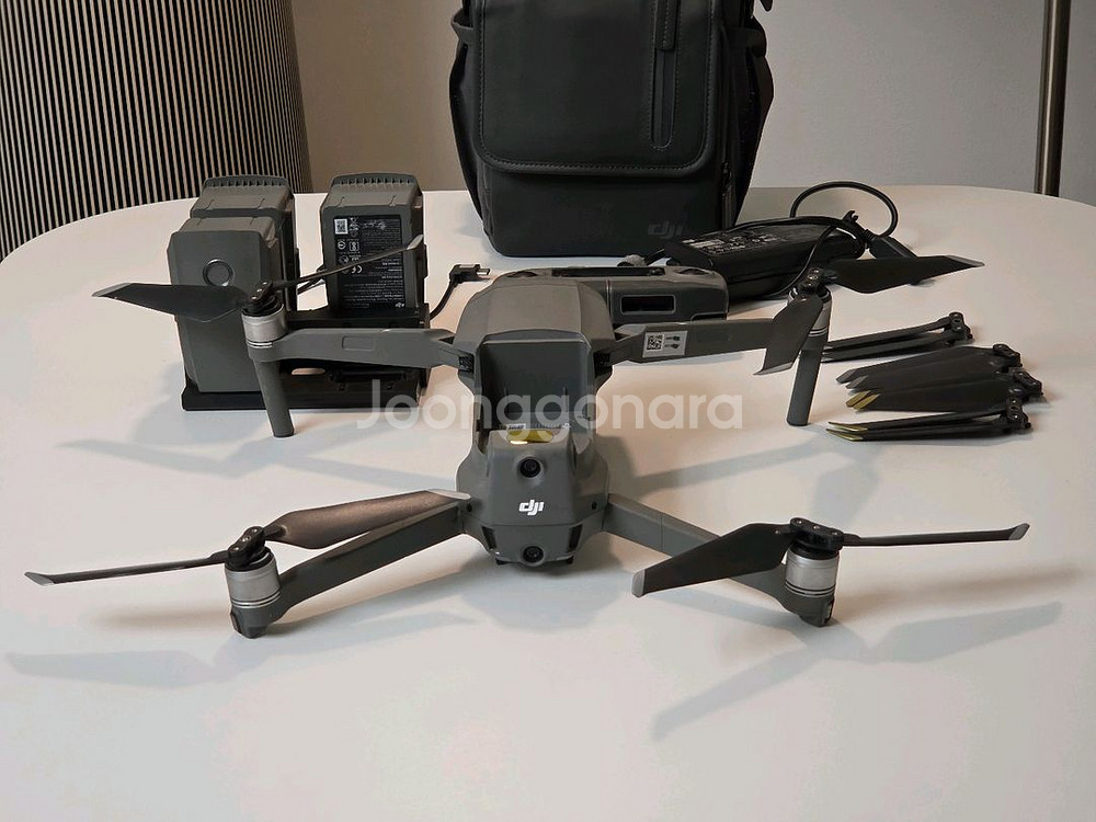 DJI 매빅2 줌 플라이모어콤보--2
