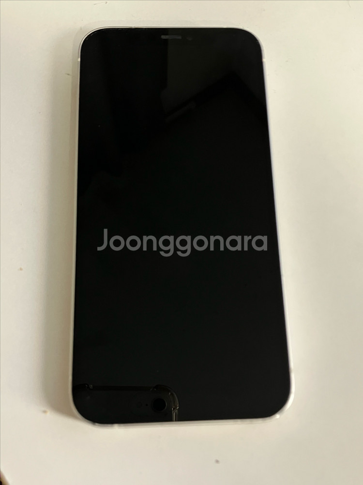 부품용 아이폰12 128GB 15만원에 팝니다--2