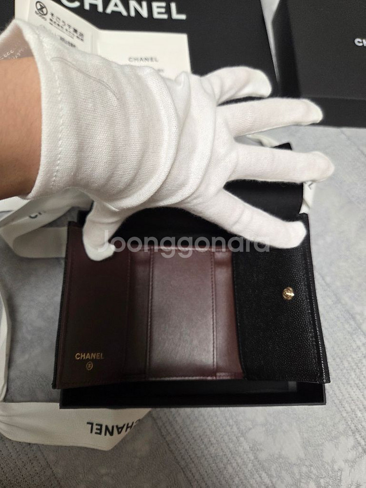 샤넬 클래식 스몰 플랩 지갑 새상품--6