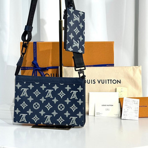 루이비통 모노그램 쉐도우 가스통 웨어러블 월렛 크로스백