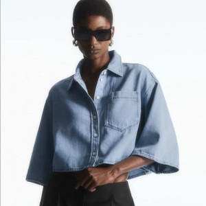 코스 COS 크롭 데님 셔츠 반팔 5부 청 블라우스