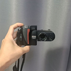 레트로 감성! 니콘 Coolpix 4500 빈티지카메라