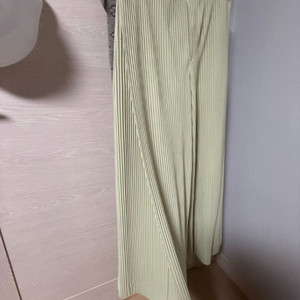 옴므플리세 와이드팬츠