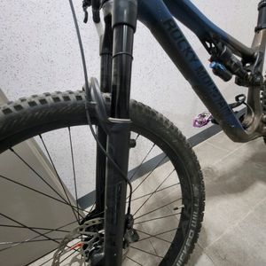 23년록키마운틴 인스팅트70 27.5 S사이즈 260만