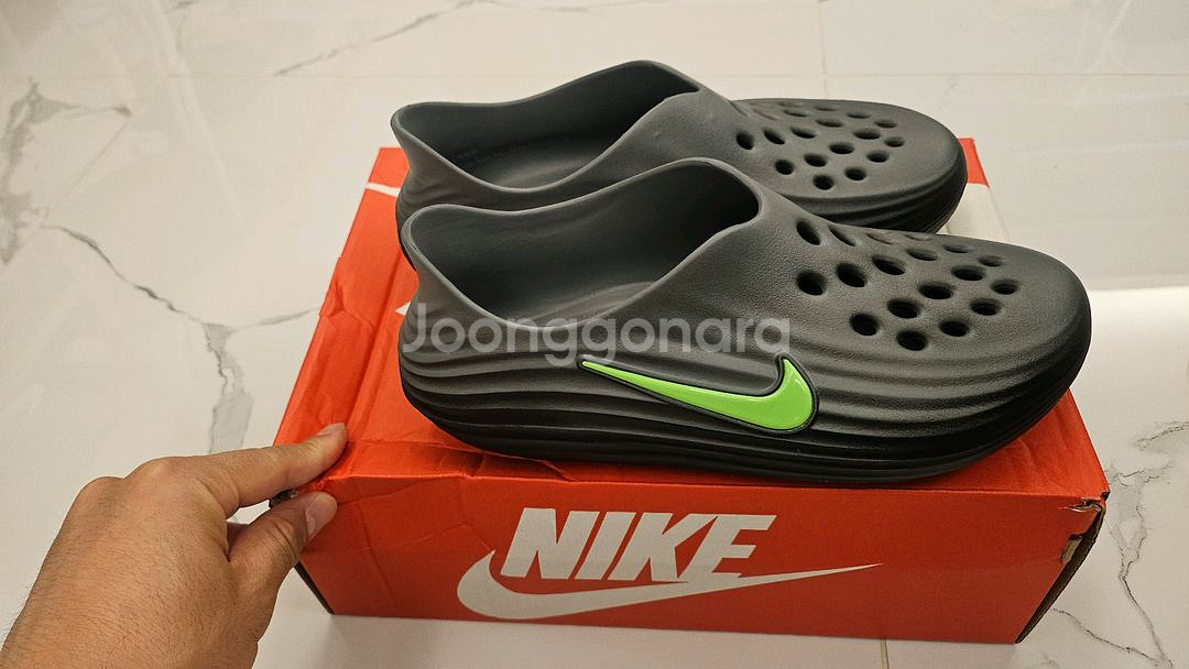 나이키 리액트X 주벤8 슬리퍼 250 새상품--1
