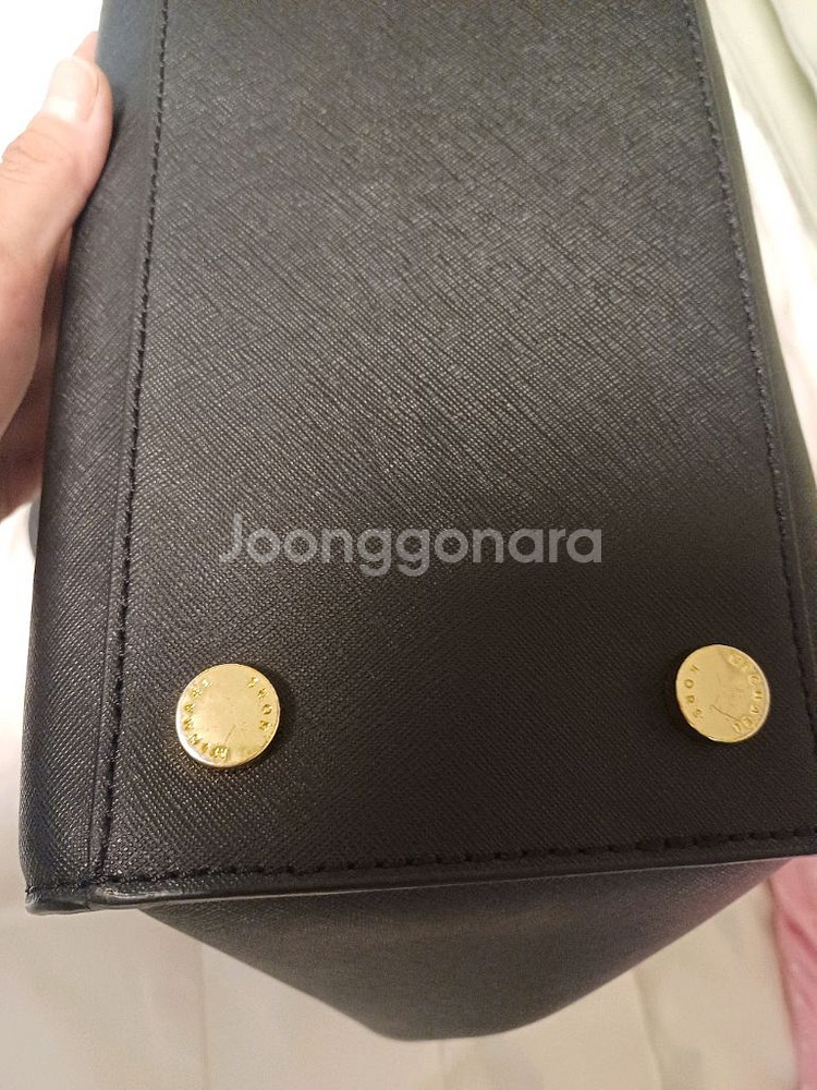 마이클코어스 스터드 토트백 블랙--3