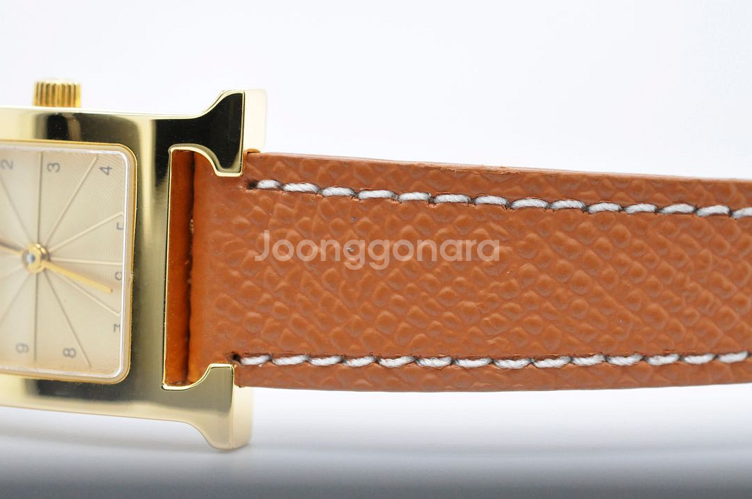 에르메스 H아워 금장 중고명품 손목시계 여성용 21mm--6