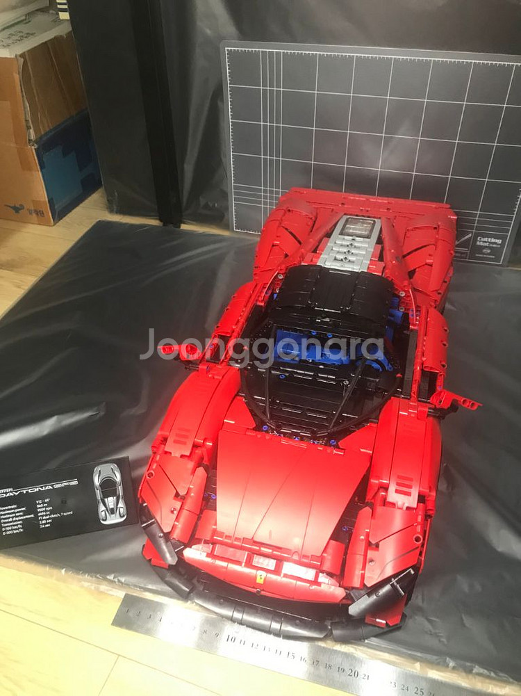 레고 LEGO 42143 페라리 데이토나 SP3 조립--2