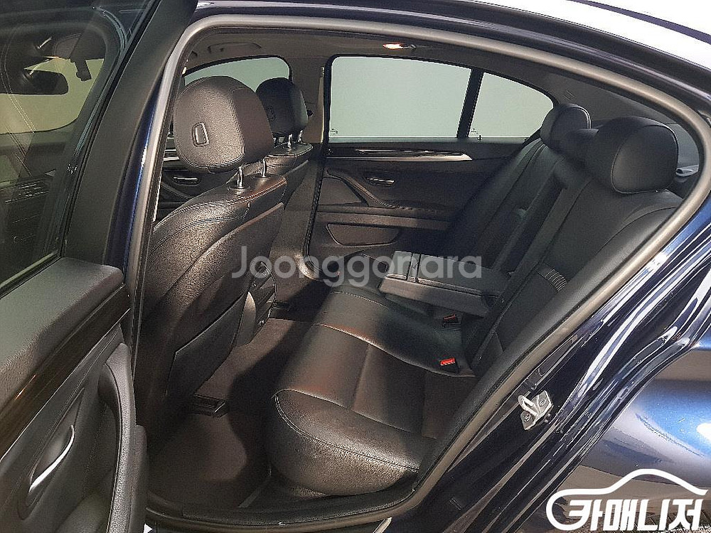 [BMW]5시리즈 (F10) 520d xDrive 럭셔--8