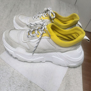 보브스니커즈 245