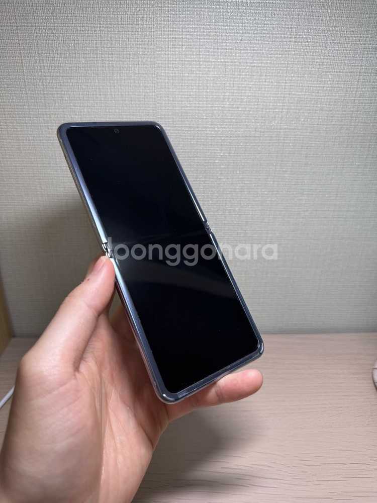 갤럭시 Z플립1 톰브라운 에디션 공기계 풀박스--1