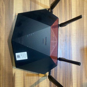넷기어 Nighthawk Pro Gaming XR100