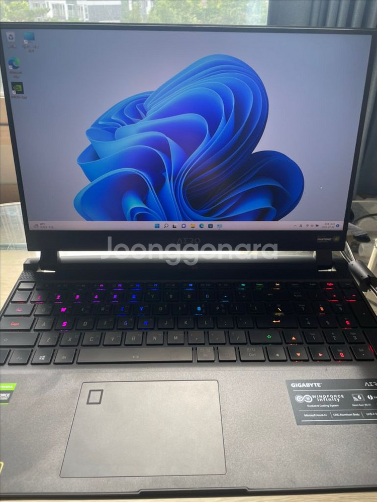 기가바이트 AERO 15 게이밍 노트북 i7 3070--1